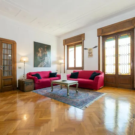 Appartement Jacuzzi| Terrace| 2br| Art Gallery| By Tilo Lux