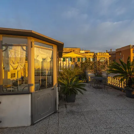 Jacuzzi| Terrace| 2br| Art Gallery| By Tilo Lux 아파트