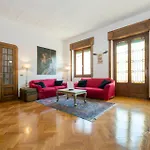 דירה Jacuzzi| Terrace| 2br| Art Gallery| By Tilo Lux