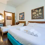 Jacuzzi| Terrace| 2br| Art Gallery| By Tilo Lux Appartement