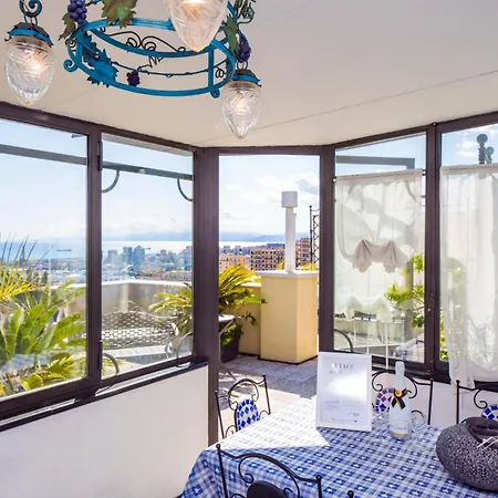 Jacuzzi| Terrace| 2br| Art Gallery| By Tilo Lux